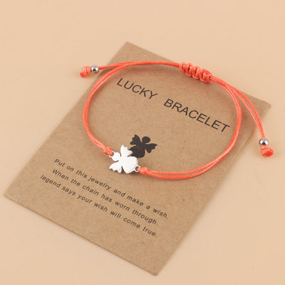 Lyckoängel – betonar både skyddsängeln och den lyckobringande kraften.